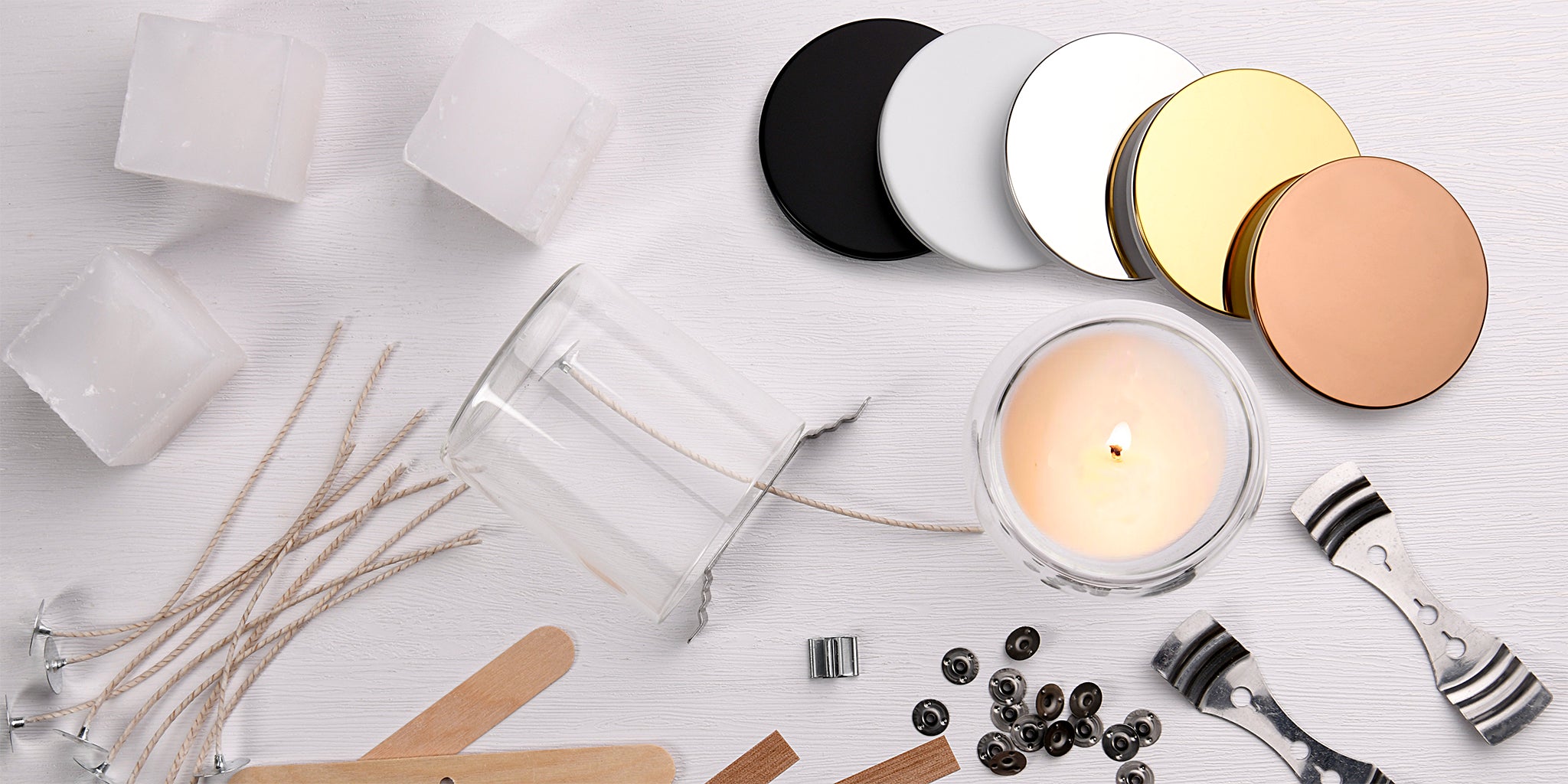 LuxyM Canadian candle making supplier